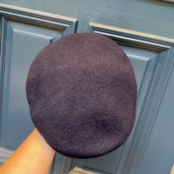 Classic Premium Wool English Newsboy Cap in Navy Blue - Picture 7 of 10